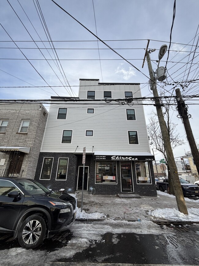 130 Elm St unit 2, Newark, NJ 07105 - photo 7