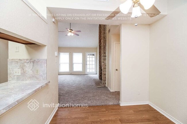 3703 Clover Hill Ln, Carrollton, TX 75007 - photo 6