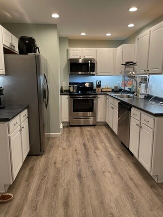 284 Turnpike Rd Unit 3, New Ipswich, NH 03071