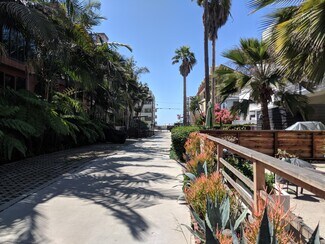 39 Catamaran St Unit 1, Marina del Rey, CA 90292