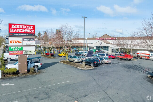 Parkrose is home to several stores.