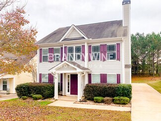 153 Brasch Park Dr, Grantville, GA 30220