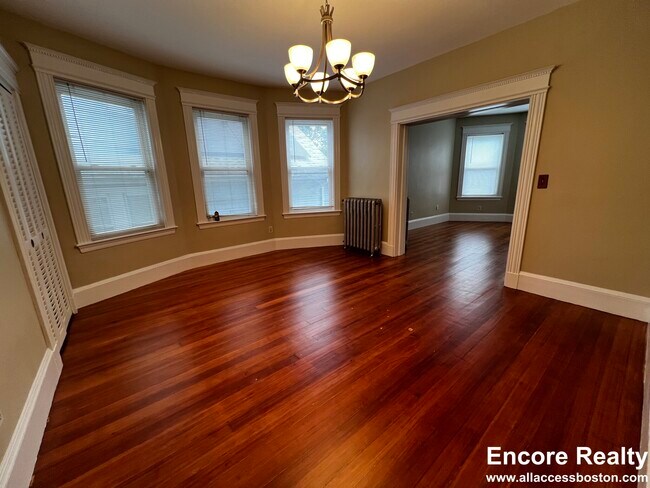 248 Summer St unit 2, Somerville, MA 02143 - photo 2