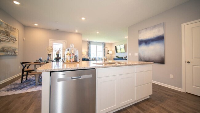 5872 Agogo Way unit 36206506, Greenwood, IN 46143 - photo 7