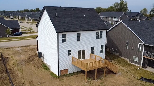 7183 Genesis Way, Bettendorf, IA 52722 - photo 4