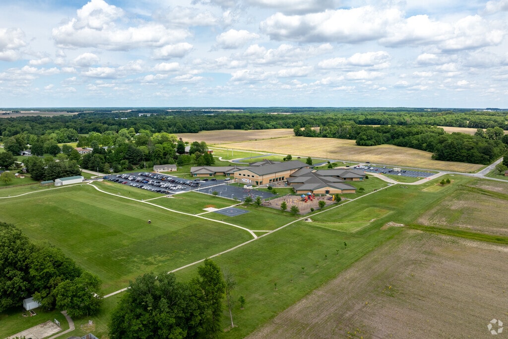 Richland County Elementary School is home to students in grades PK-5.