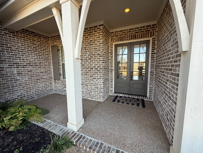 1421 Peyton Run Lp S, Collierville, TN 38017 - photo 2