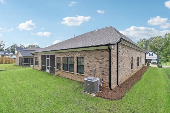 102 Shale Dr unit 36497402, Central, SC 29630 - photo 7