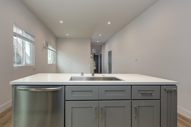 1334 S Westlake Ave unit 1334, Los Angeles, CA 90006 - photo 6