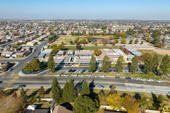 Rosedale North Elementary is located on the Northwest side of Bakersfield, Ca.