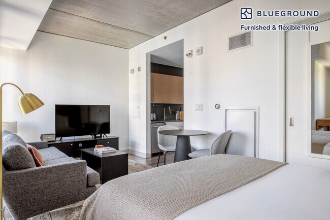 1350 Boylston St unit FL14-ID1017, Boston, MA 02215 - photo 3