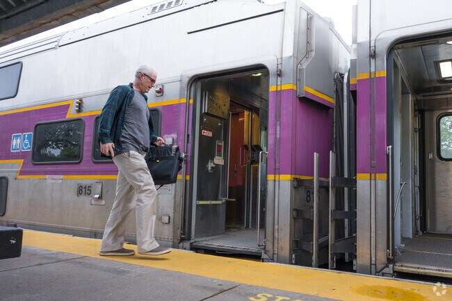 Norfolk residents enjoy an easy commute to Boston thanks to convenient access to the commuter rail.