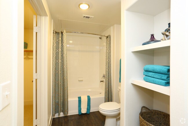 The Standard at Domain, Austin, TX 78758 - photo 6