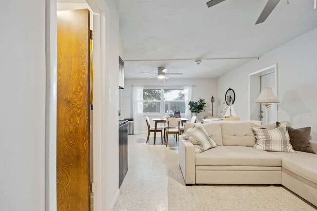 105 NE 3rd St unit ID1044483P, Satellite Beach, FL 32937 - photo 7