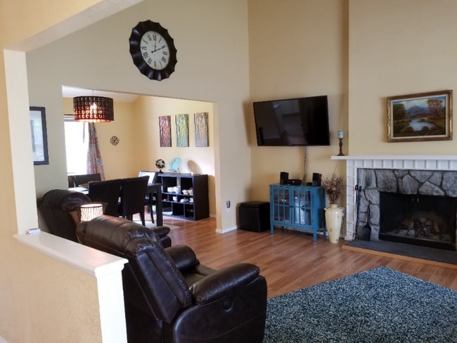 6338 S Emporia Cir, Centennial, CO 80112 - photo 3