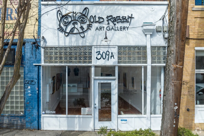 Castleberry Hill is home to many Black-owned businesses and art galleries like the Old Rabbit.