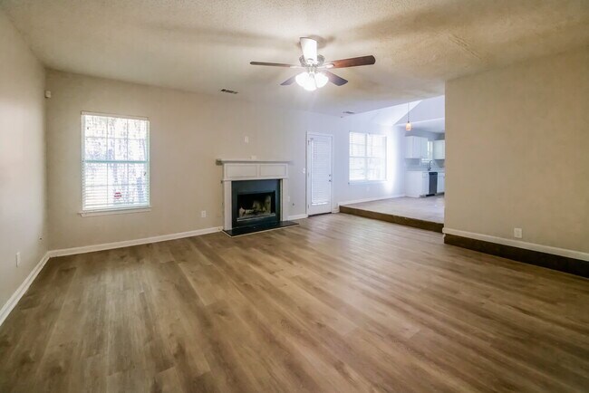 4554 Glider Cir, Douglasville, GA 30135 - photo 4