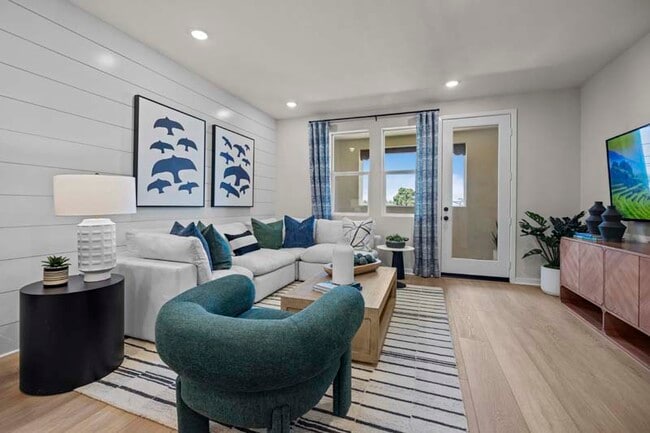 250 N Central Ave unit 36471505, Compton, CA 90220 - photo 5