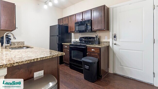 2745 Westpointe Dr unit 426.1403902, New Braunfels, TX 78132 - photo 7