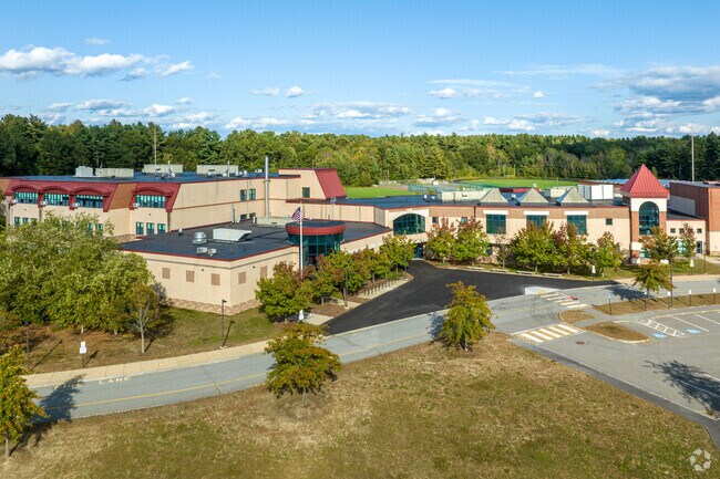 Students can pursue their education at Stony Brook School in Westford, MA.