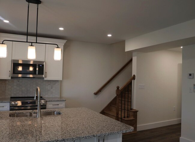 108 W Market St unit 108C, Orwigsburg, PA 17961 - photo 5