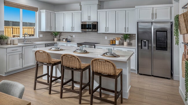 1576 Mendenhall Ave, Manteca, CA 95337 - photo 2