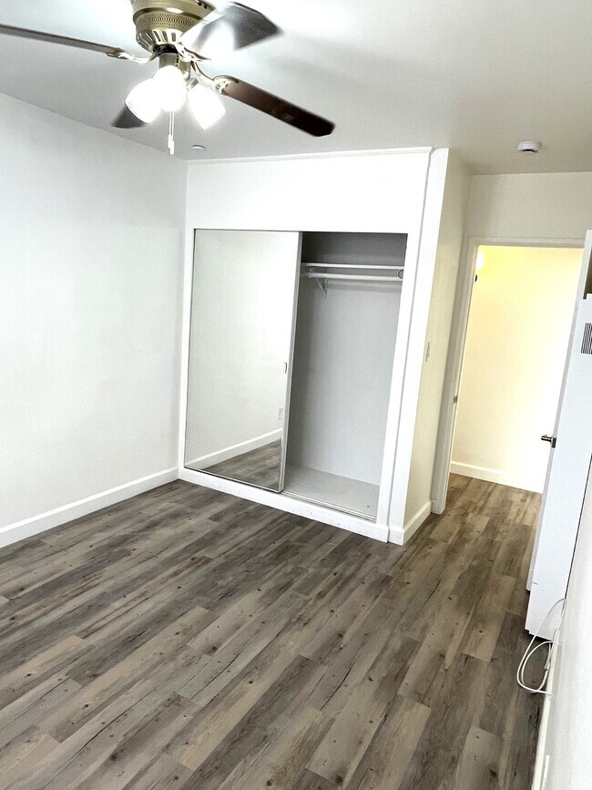 628 S Pacific Coast Hwy unit B, Redondo Beach, CA 90277 - photo 7