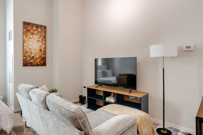 309 Vine St unit ID1292416P, Cincinnati, OH 45202 - photo 5