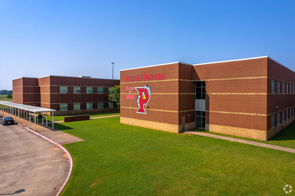 Parkway High School in Sligo-Mayers prepares each student for future college and careers.