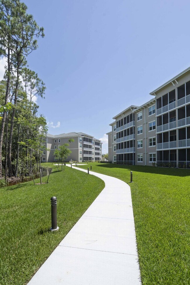 The Reef at Winkler, Fort Myers, FL 33916 - photo 7