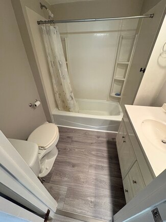 312 Richfield Blvd Unit A, Mattydale, NY 13211