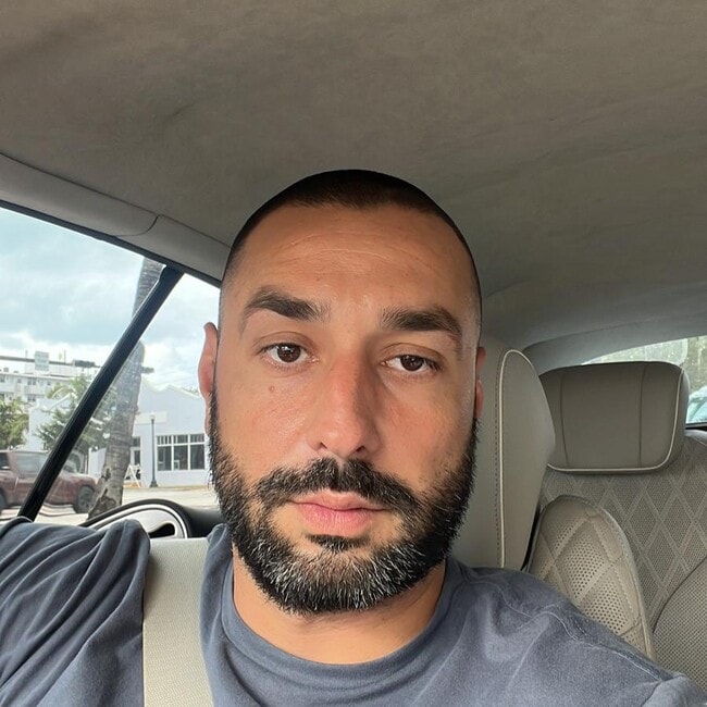 Agent Photo