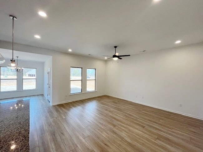 8826 Old Middlestown Rd SE, Gurley, AL 35748 - photo 5