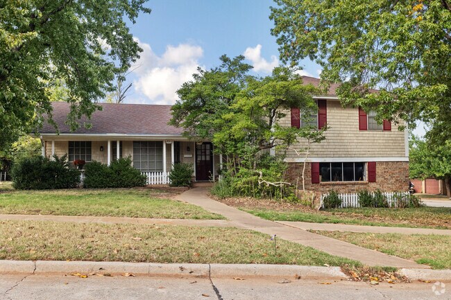 Single-story and two-story homes are available in Tuscan Park-Clayton Pond.