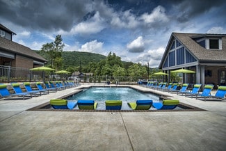 1000 Hampton Fall Blvd, Brownsboro, AL 35741