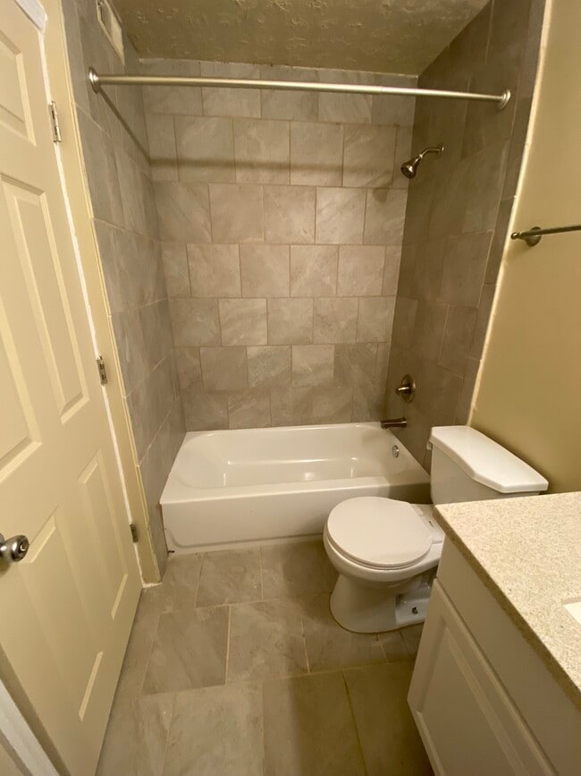 1900 Bono Rd, New Albany, IN 47150 - photo 3