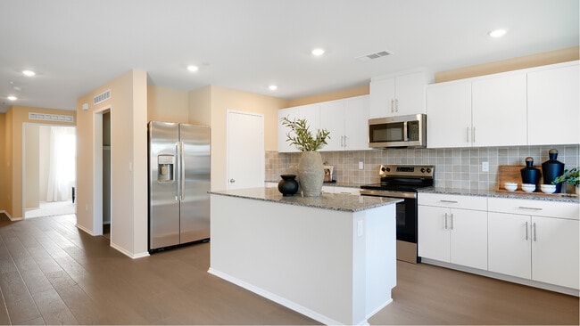 1477 Galloping Trail, San Jacinto, CA 92582 - photo 2