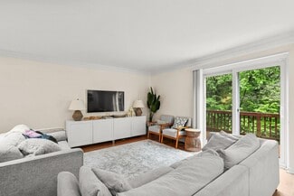 9862 Softwater Way, Columbia, MD 21046