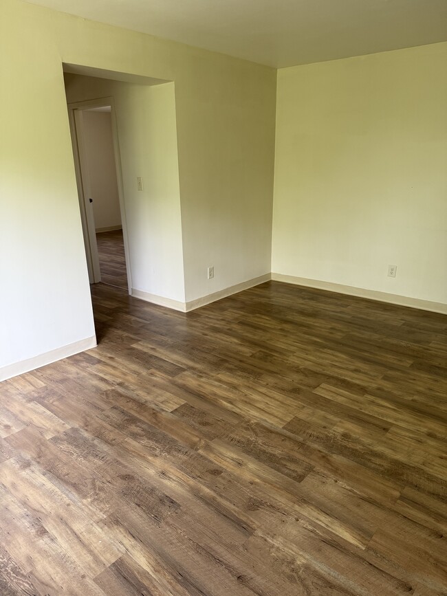 280 Boyd Dr unit 5, Hermitage, PA 16148 - photo 3