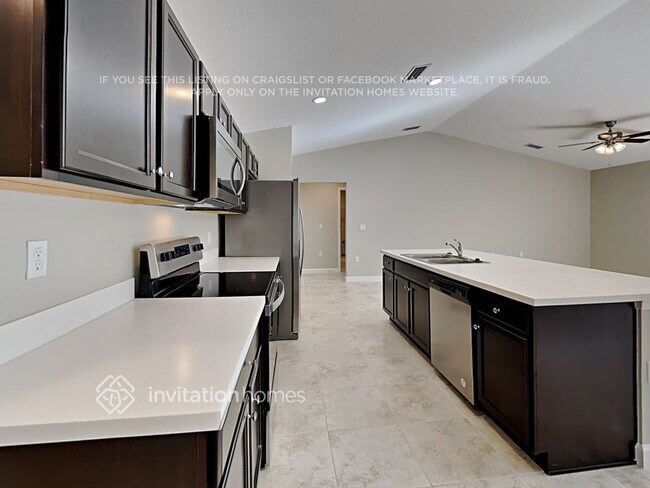 566 Olney St SW, Palm Bay, FL 32908 - photo 6