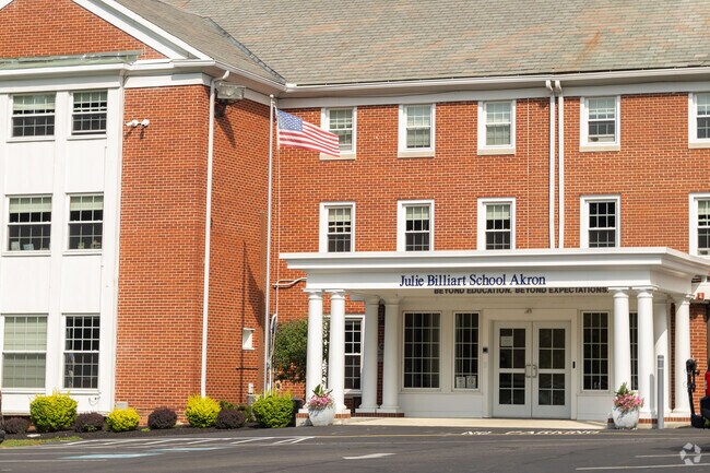 Julie Billiart School Akron provides private education in the neighborhood of 
West Akron.