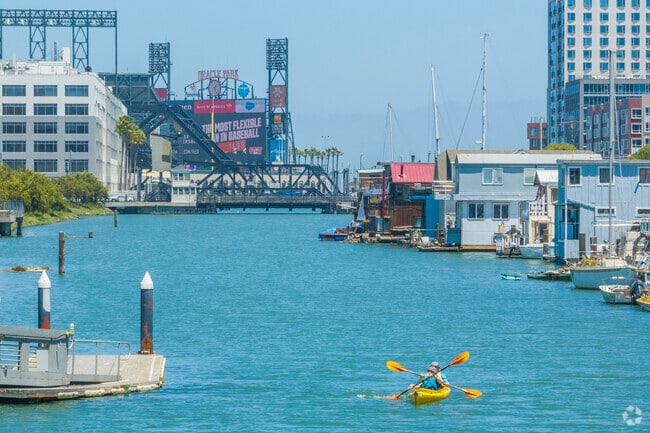 Mission Bay's Mission Creek has its own boat launch dock thats perfect for kayaks.