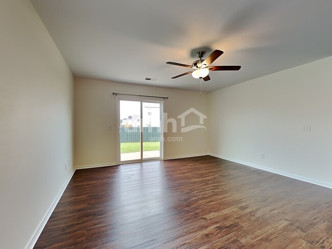 67 Hogan Dr, Richmond Hill, GA 31324 - photo 3