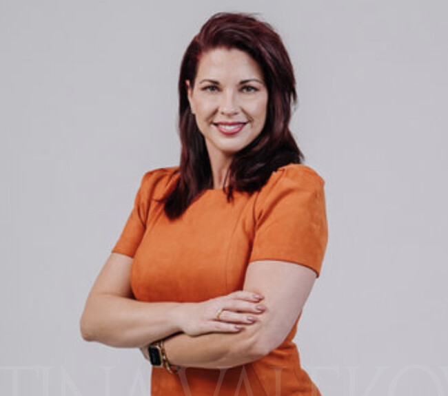 Agent Photo