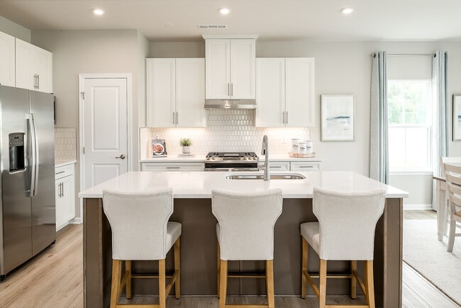 4401 Fairlight Ln unit 38620459, Nashville, TN 37013 - photo 2