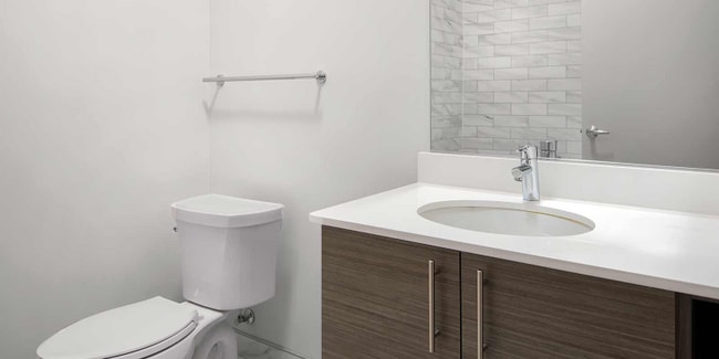 1228 W Madison St, Chicago, IL 60607 - photo 4