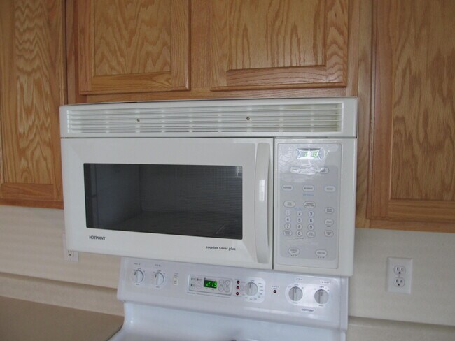 4006 Cheyenne St unit B, Cheyenne, WY 82001 - photo 6