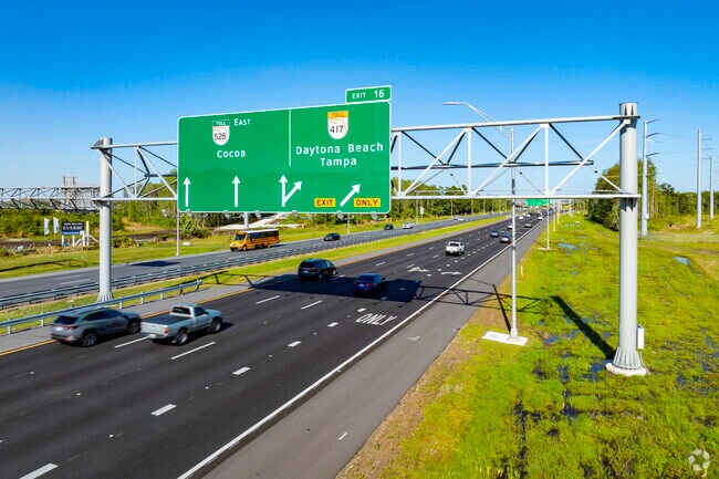 Highways 417 and 528 connect Lee Vista to all of Florida.