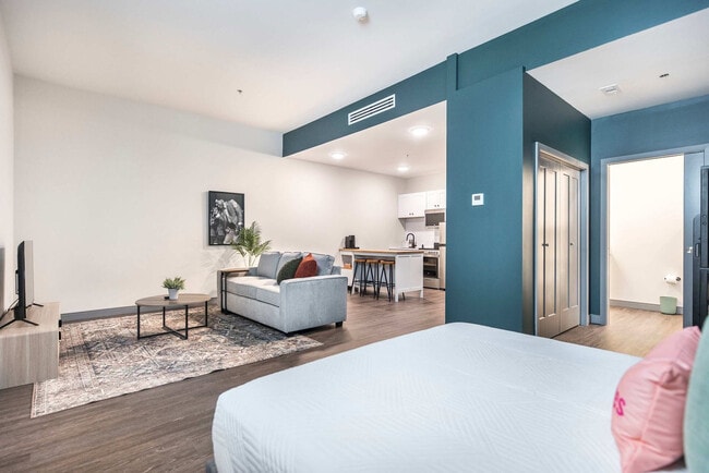 520 Martin Luther King jr Blvd unit ID1356306P, Macon, GA 31201 - photo 2