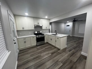 1094 Geer Rd, Turlock, CA 95380